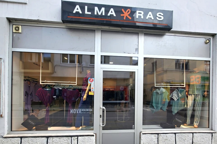 Store Image