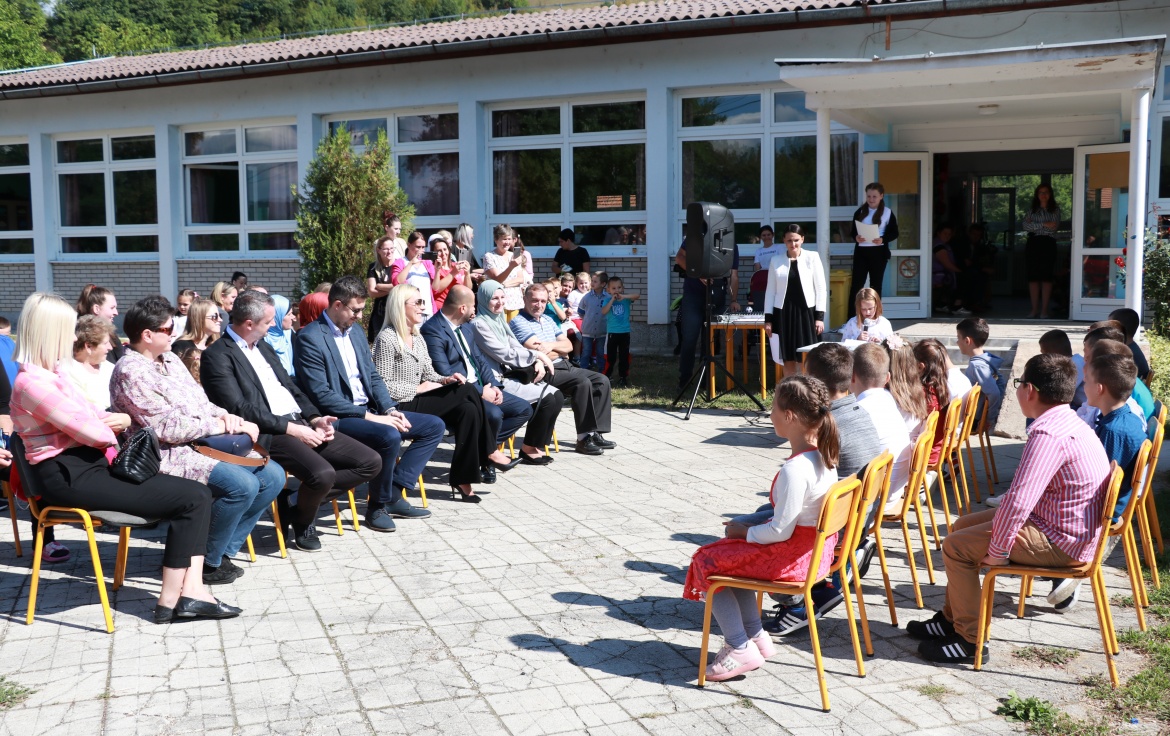 Učenici područne škole Misoča dobili eko učionicu