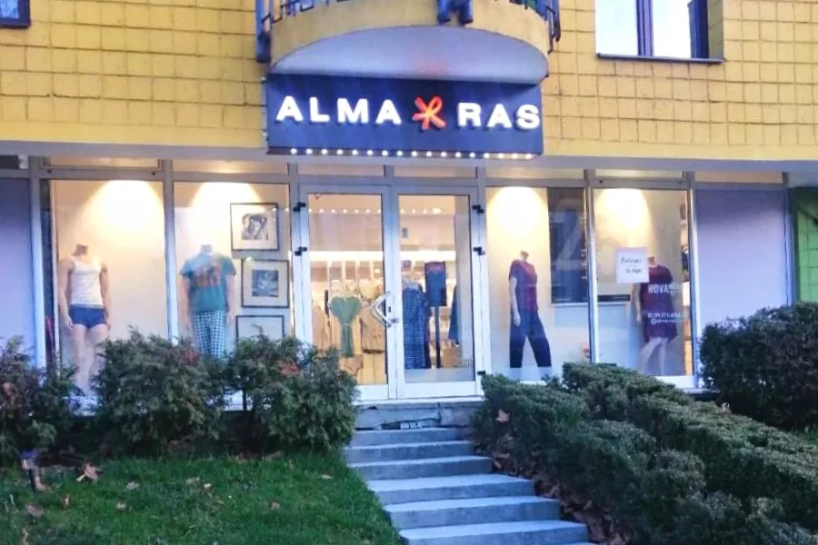 SARAJEVO - PAPAGAJKA